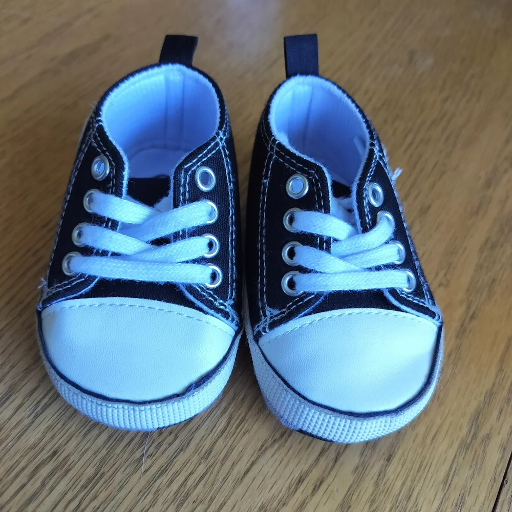 Baby Star-Patch Canvas High-Top Sneakers Black Size 2 Crib Shoes